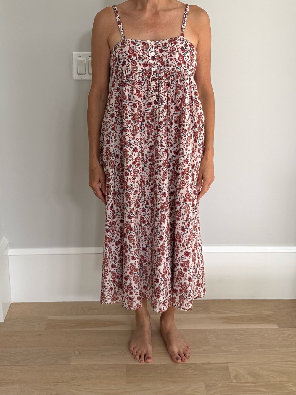 XiRENA Floral Slip Dress in White and Red